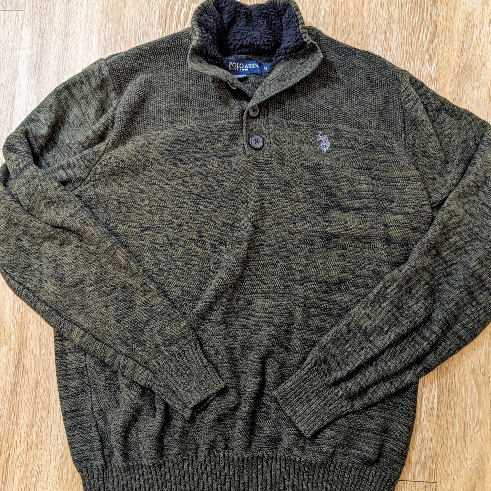 US Polo Assn Pullover Button Neck Sweater Dark Green and Gray Knit NWOT Size Med
